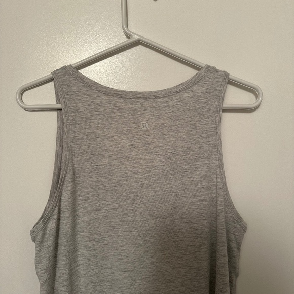 Lululemon Knot A Problem Tank in Heathered Core Ultra Light Grey - Picture 7 of 8